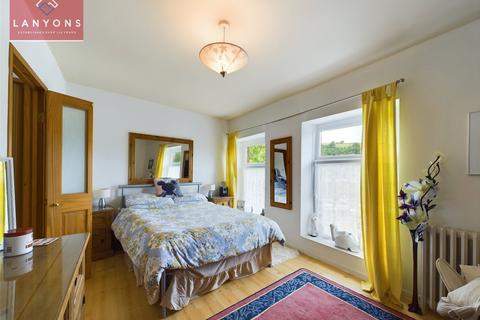 8 Llanwonno Road, Porth, CF39 0HU