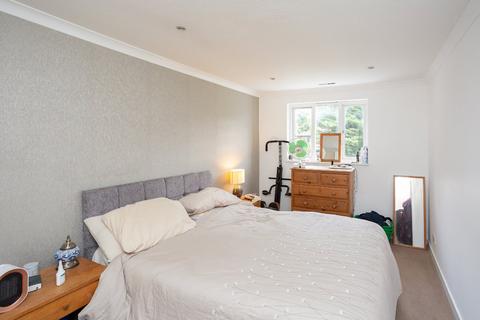 3 bedroom terraced house for sale, Fidler Place, Bushey, Hertfordshire, WD23