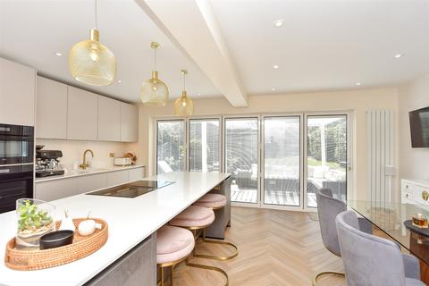 4 bedroom detached house for sale, The Shades, Strood, Rochester, Kent