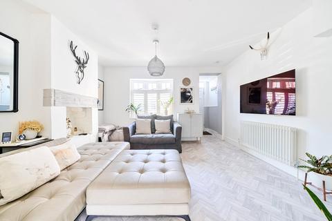 4 bedroom terraced house for sale, York Road, Teddington, TW11