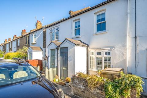 4 bedroom terraced house for sale, York Road, Teddington, TW11