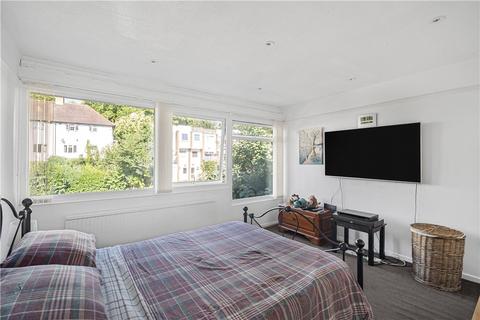 2 bedroom apartment for sale, Ashley Lane, Croydon, CR0