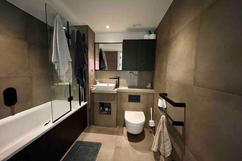 1 bedroom apartment to rent, 7A Exchange Gardens, London SW8