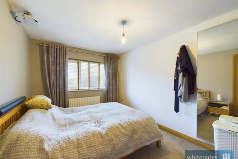 4 Villa Mount, Wyke, Bradford, BD12 9LD