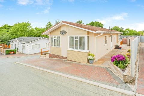 2 bedroom park home for sale, Welshpool, Powys, SY21