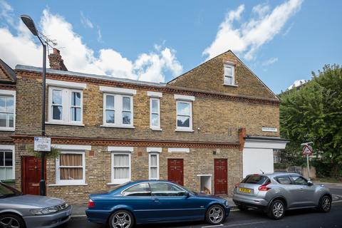 2 bedroom flat to rent, WOOLER STREET, SE17