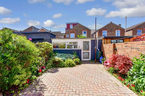 3 bedroom terraced house for sale, Epworth Road, Portsmouth, Hampshire