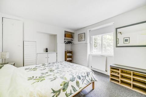 1 bedroom flat for sale, Southgate Road, De Beauvoir