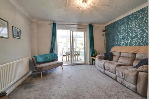 2 bedroom end of terrace house for sale, Unwin Close, Waterside Park