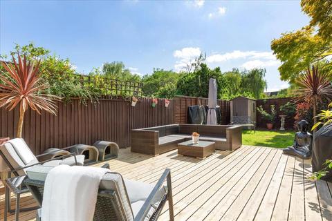 3 bedroom house for sale, Crammond Close , Hammersmith , London, W6