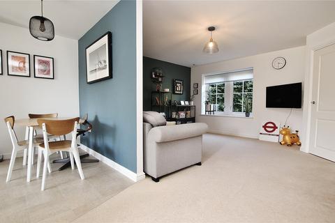 3 bedroom semi-detached house for sale, Bagshot Road, Woking GU21