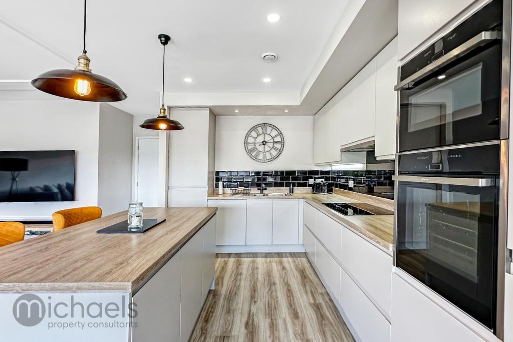 Open Plan Kitchen/Living Room/Dining Area