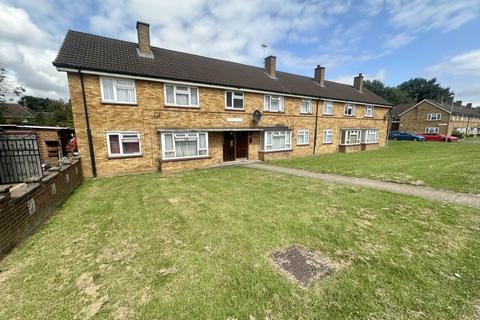 1 bedroom flat for sale, Acworth Crescent, Luton LU4