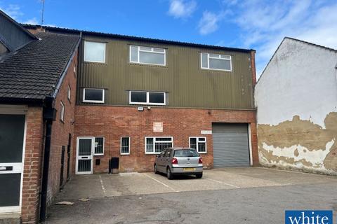 Industrial unit to rent, Unit F, 47 Broad Street, Banbury, OX16 5BT