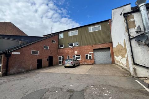 Industrial unit to rent, Unit F, 47 Broad Street, Banbury, OX16 5BT