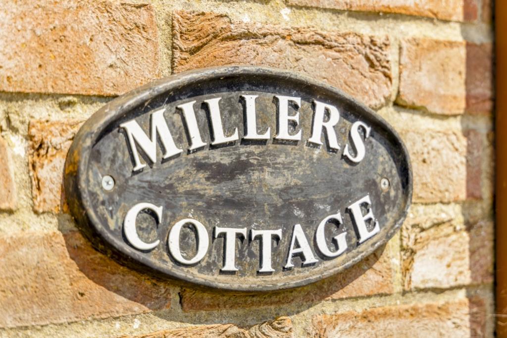 Millers Cottage (Friskney) 10