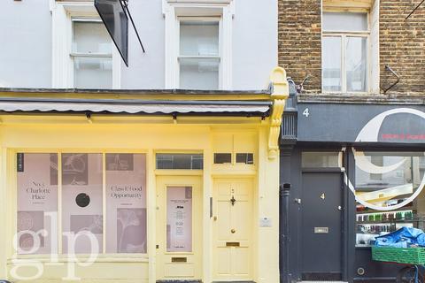 Studio to rent, Charlotte Place, Fitzrovia, W1T