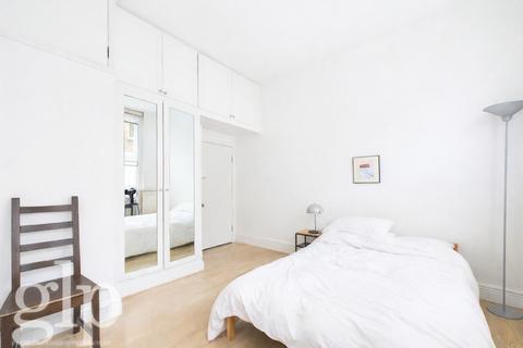 Studio to rent, Charlotte Place, Fitzrovia, W1T