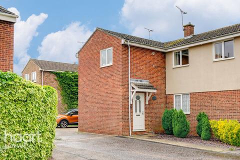 2 bedroom end of terrace house for sale, Longfield, Witham