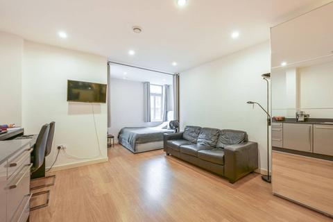 Studio for sale, Salton Square, Limehouse, London, E14