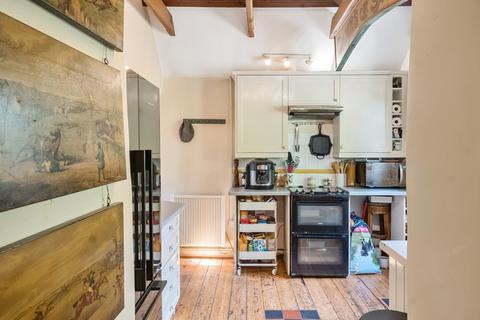 2 bedroom terraced house for sale, Main Road, Alvescot, Bampton, Oxfordshire, OX18