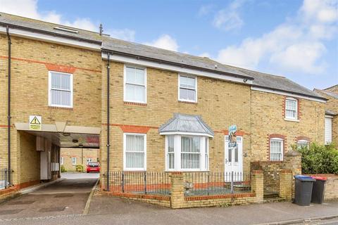 3 bedroom apartment for sale, Park Road, Herne Bay, Kent