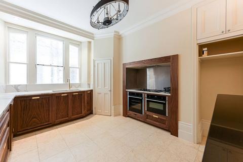 4 bedroom flat to rent, Morpeth Terrace, Westminster, London, SW1P