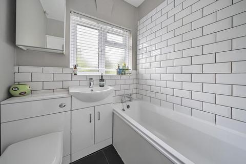 88 Chestnut Avenue, West Wickham, BR4 9EX