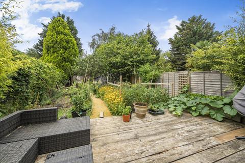 88 Chestnut Avenue, West Wickham, BR4 9EX