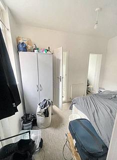 1 bedroom ground floor flat to rent, Station Road, London NW4