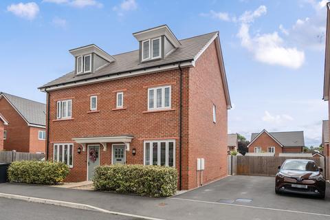 3 bedroom semi-detached house for sale, Hereford HR4