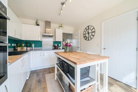 61 Emperor Way, Holmer, Hereford, HR4 9EN