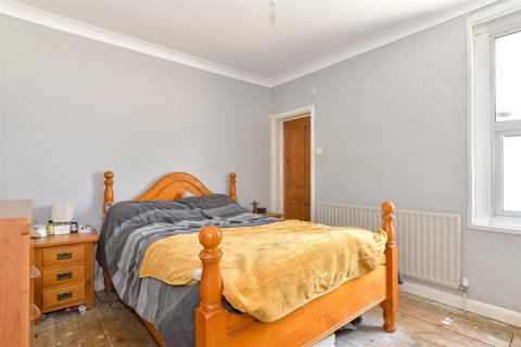 256 Castle Road, Chatham, ME4 5JA