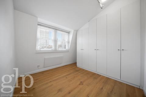 1 bedroom flat to rent, Charlotte Street, London, Greater London, W1T