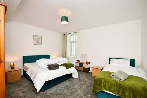 3 bedroom apartment for sale, Lon St Ffraid, Holyhead LL65
