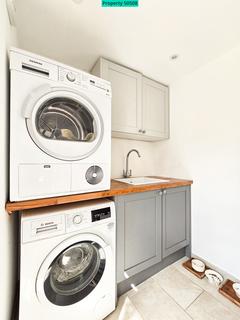 236 Broad Walk, Kidbrooke, London, SE3 8NQ