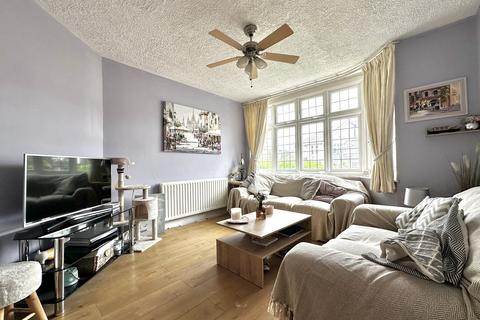 3 bedroom house for sale, Eastfield Avenue, Watford, WD24