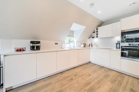 Flat 4, Cavendish House, 3 Osier Close, Orpington, BR6 7FJ