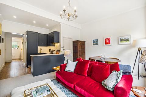 1 bedroom flat for sale, Aynhoe Road, London