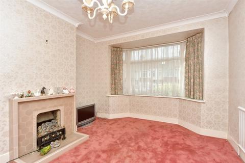 19 Broadway, Gillingham, ME8 6AY