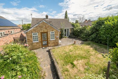 2 bedroom detached bungalow for sale, Main Street, Wilsford, Grantham, Lincolnshire, NG32