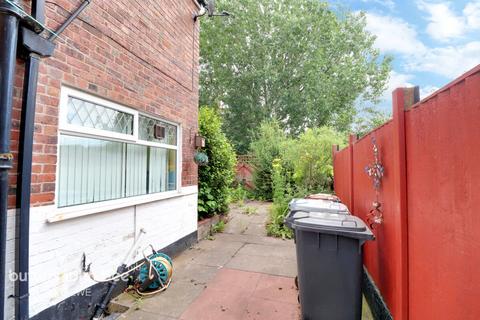 3 bedroom semi-detached house for sale, Mirion Street, Crewe