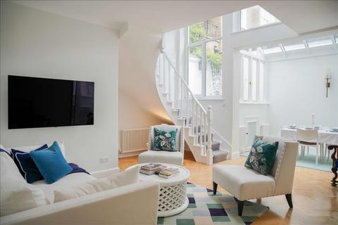 2 bedroom house for sale, Stanford Road, London, W8