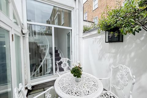 2 bedroom house for sale, Stanford Road, London, W8