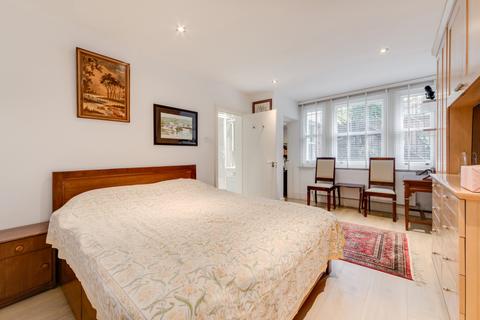 4 bedroom flat for sale, Randolph Avenue, London