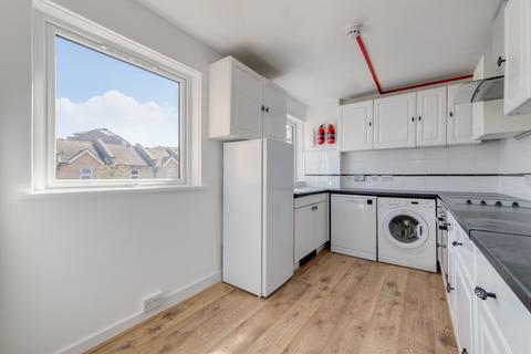 23 Cyclops Mews, London, E14 3UA