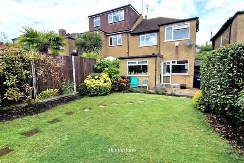 3 bedroom semi-detached house for sale, Avondale Avenue, East Barnet EN4