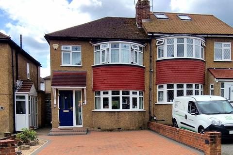 3 bedroom semi-detached house for sale, Avondale Avenue, East Barnet EN4