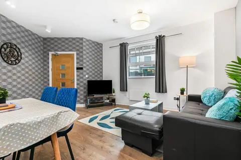 1 bedroom flat for sale, Woking,  GU22,  GU22