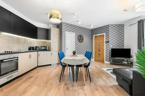 1 bedroom flat for sale, Woking,  GU22,  GU22